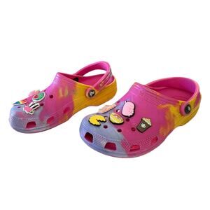 Crocs Tie Dye Multicolor Clogs With 8 Shoe Charms Size 4
